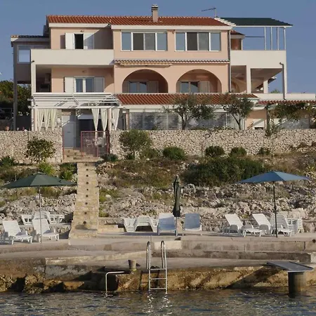 Beachfront In Razanj-sibenik Riviera 7145 Apartamento Ražanj